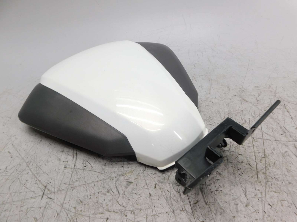Пластик бардачка Honda NC750 RC67