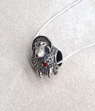 Бусина. Агнец.