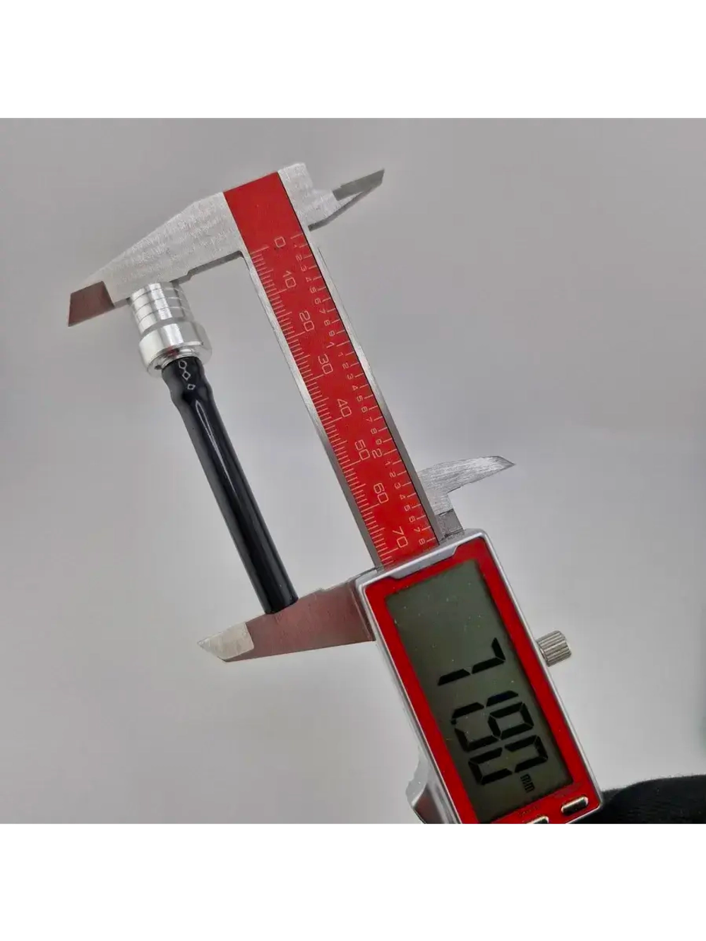 Клапан крышки бензобака