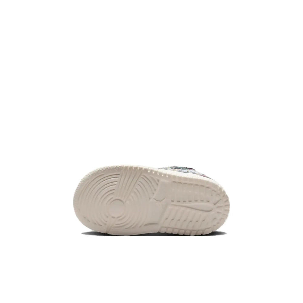 Детские кроссовки Air Jordan 1 Retro Low ALT SE 'Floral' FJ3450-001