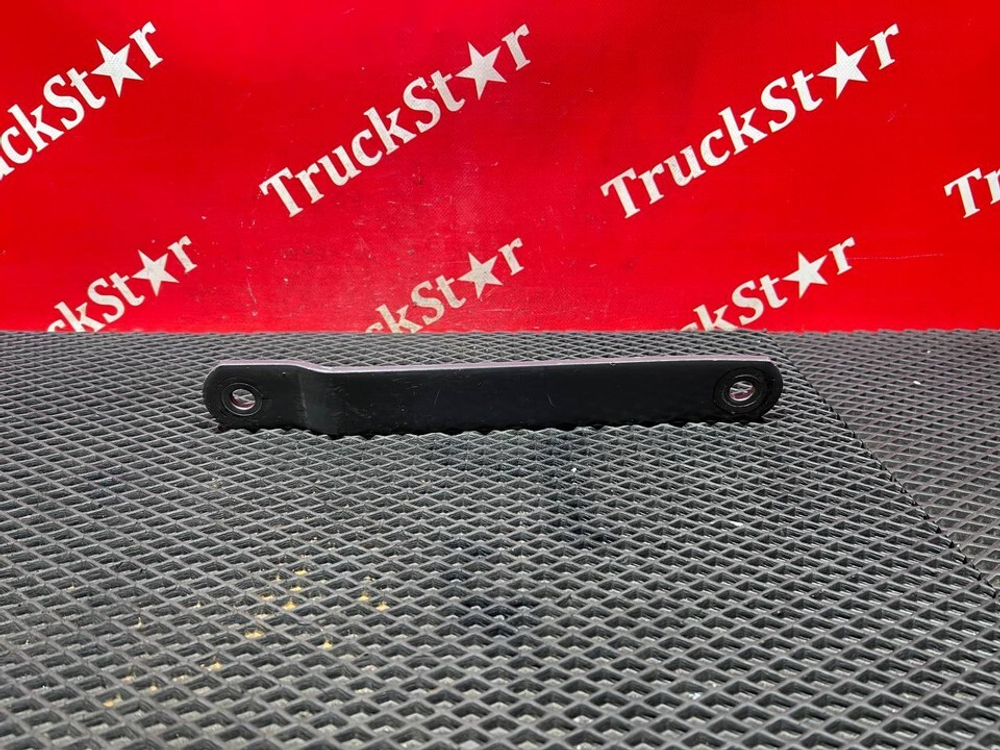 Стойка переднего стабилизатора