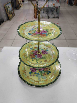 Этажерка для фруктов. фарфор. Италия