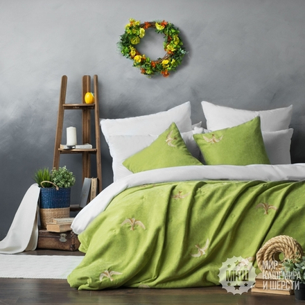 Покрывало на кровать с вышивкой ЛИБЕРТТ (арт. BL02-264-03) - зеленое