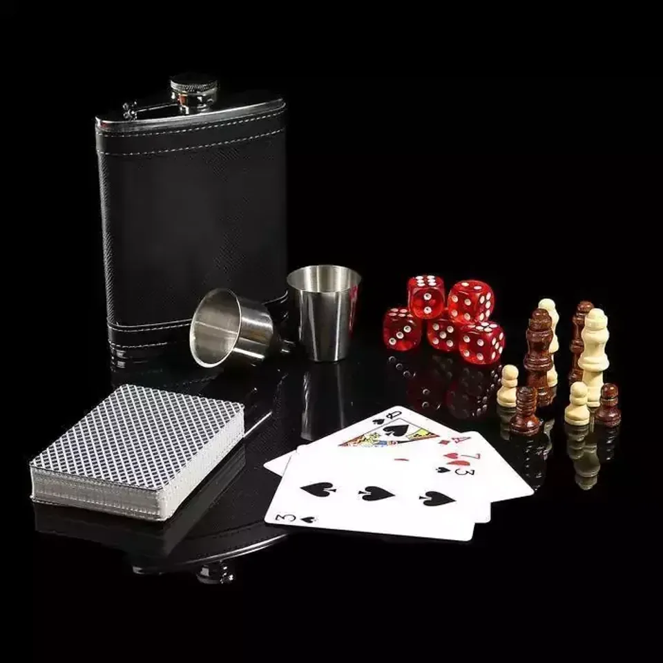 Набор 6в1 шахматы,фляжка 8 oz, рюмка, воронка, кубик 5 шт, карты 3470680