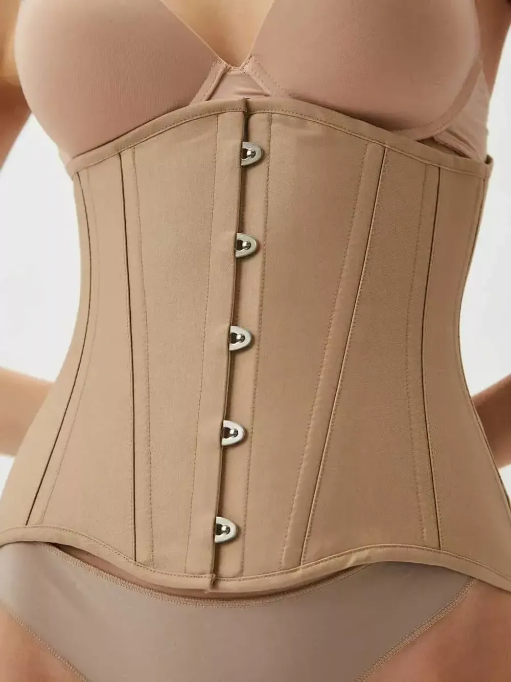Бежевый корсет для талии