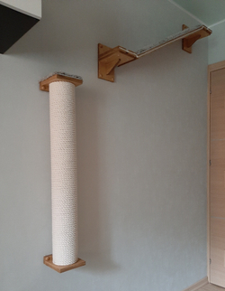Колонна настенная