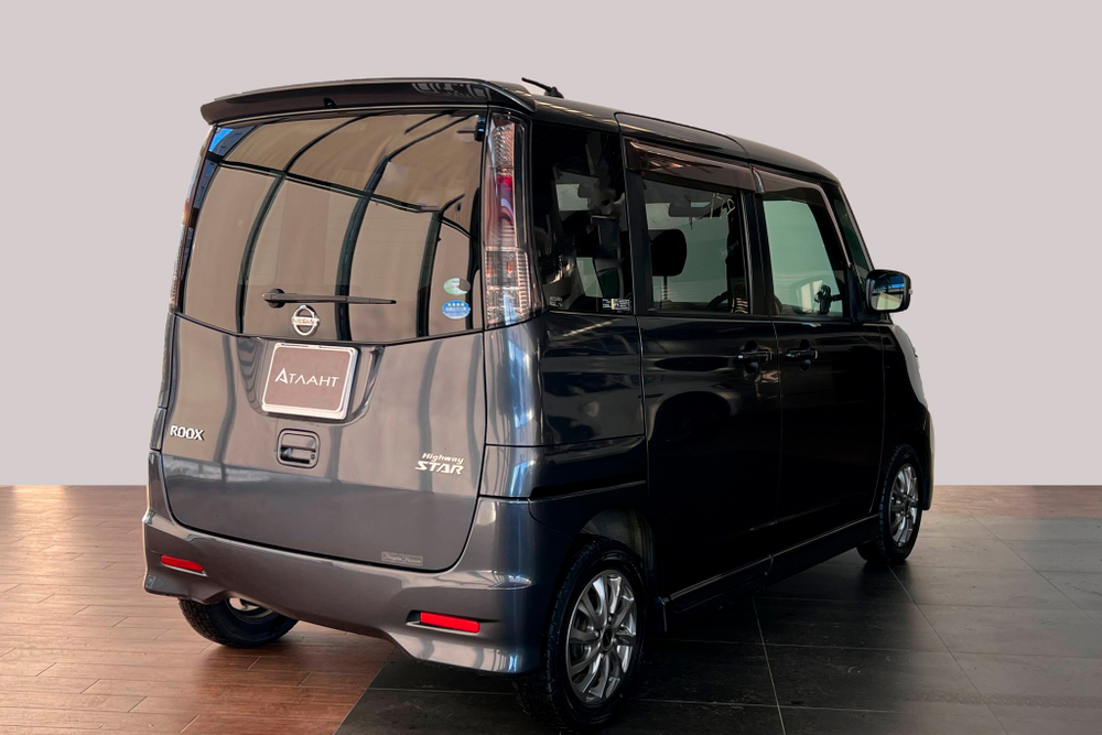 Nissan Roox, 2012 год