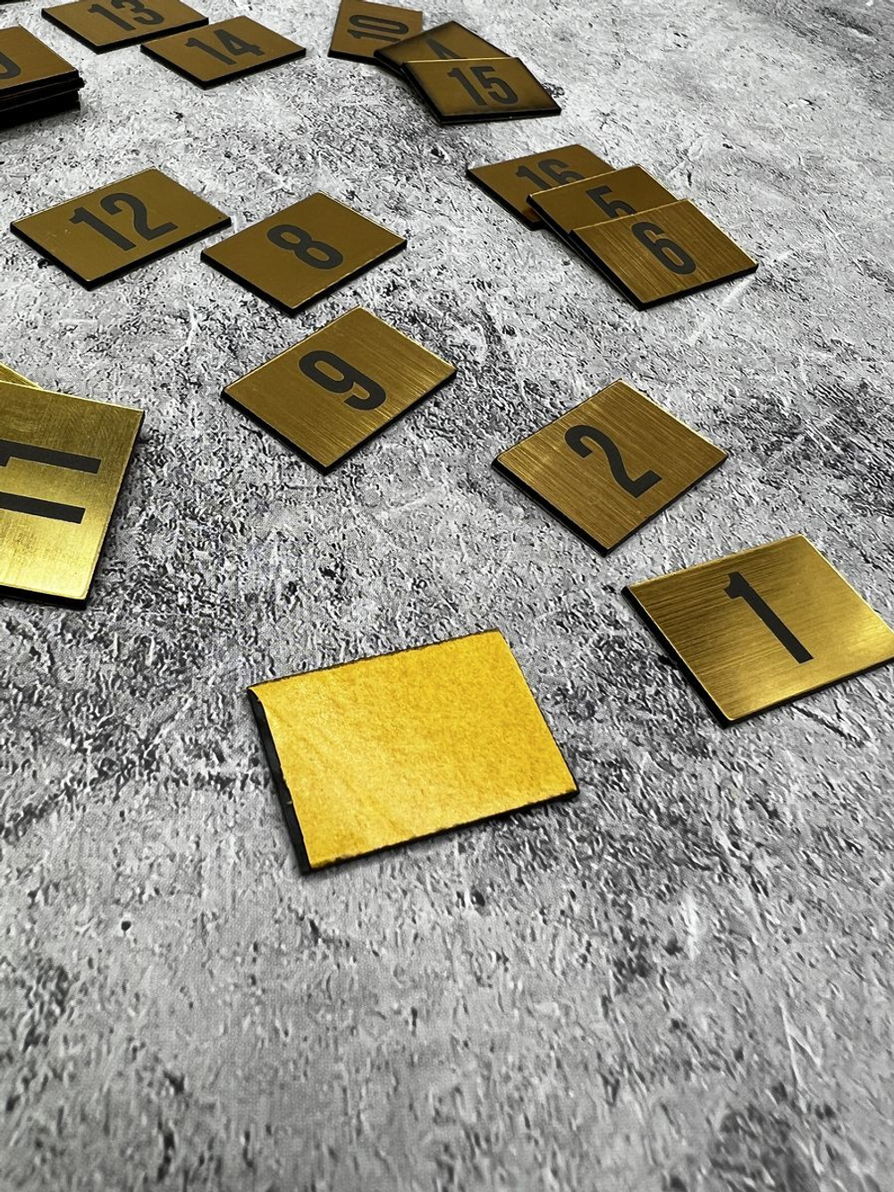 Нумерация гардеробная 401-500