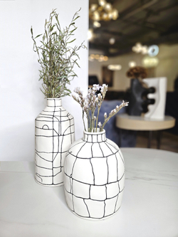 Ваза Black line narrow mouth vase A