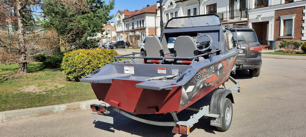 Алюминиевая лодка Berkut S Cabin HT