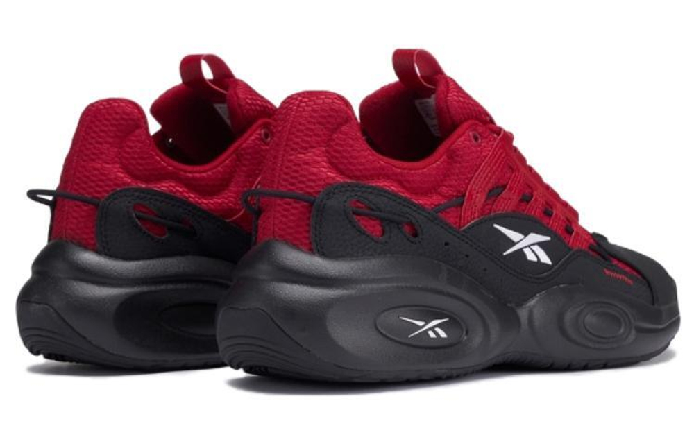 Кроссовки Reebok Solution