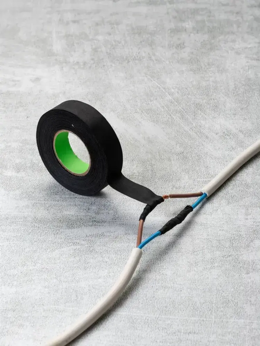 Изолента автомобильная тканевая ХБ для проводов черная, 19мм х 25м, набор 3 шт