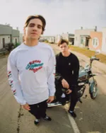 Лонгслив Подполье Sick World белый