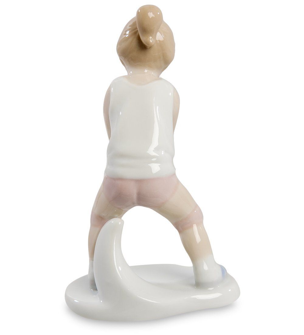 Pavone JP-50/ 6 Фигурка «Юная волейболистка»