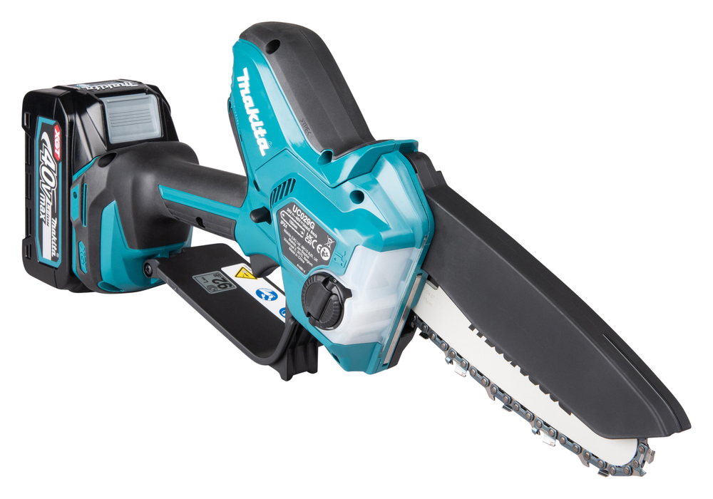 Аккумуляторная цепная пила Makita UC029GD102