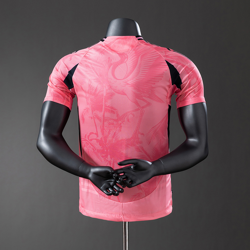 Заказать в Москве специальную форму «Интер Майами» 25/26