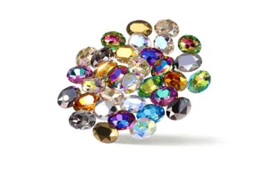 Пайетки и стразы