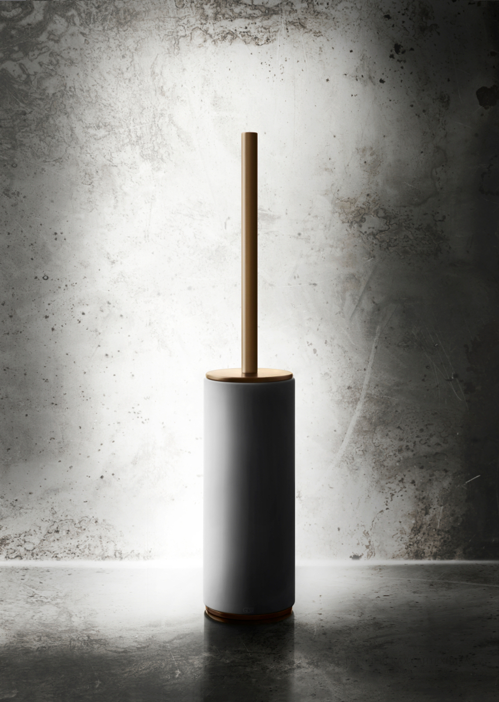 Ёршик Gessi 316, напольный, цвет White/Brass Brushed PVD