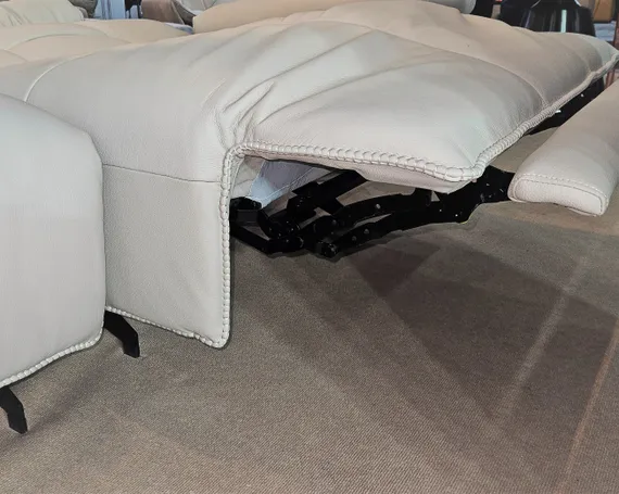 Диван с электро-реклайнером 4708, 202 см, бежевая натуральная кожа