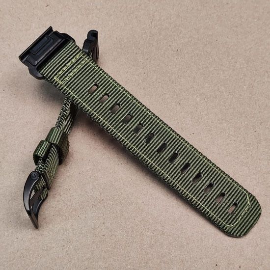 Ремешок тактический Tactix 22 мм. для Garmin Fenix 7 / 6 / 5, Forerunner 935 / 945 / 955, instinct, instinct 2, Epix Gen 2  нейлоновый быстросъемный на застежке