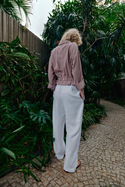 ZARA КОРОТКАЯ КУРТКА С ПОДВЕРНУТЫМИ РУКАВАМИ, ЦВЕТ МАЛЬВЫ