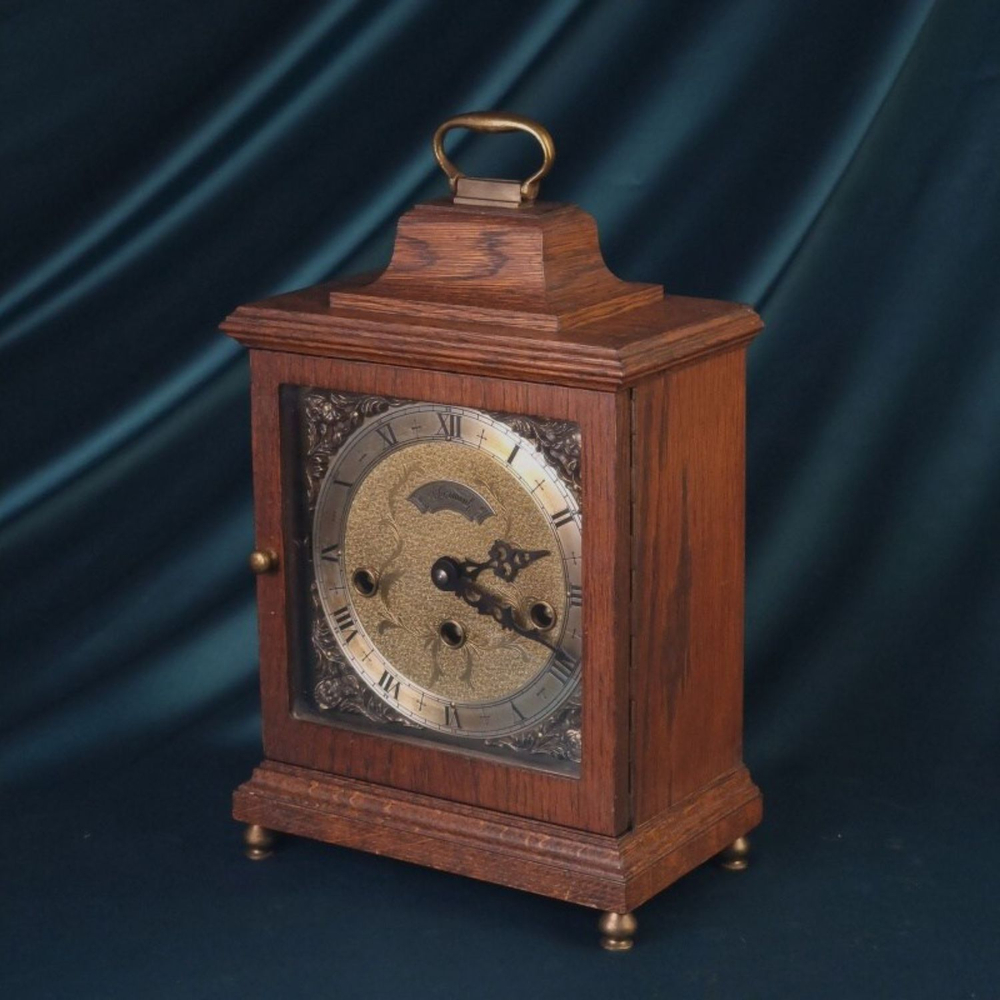 Настольные часы