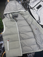 Жилет Kiton