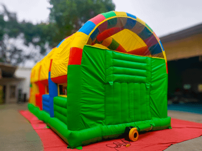 Коммерческий надувной батут «Страна Сафария 2» с крышей и высокими горками, 10x5x5 м