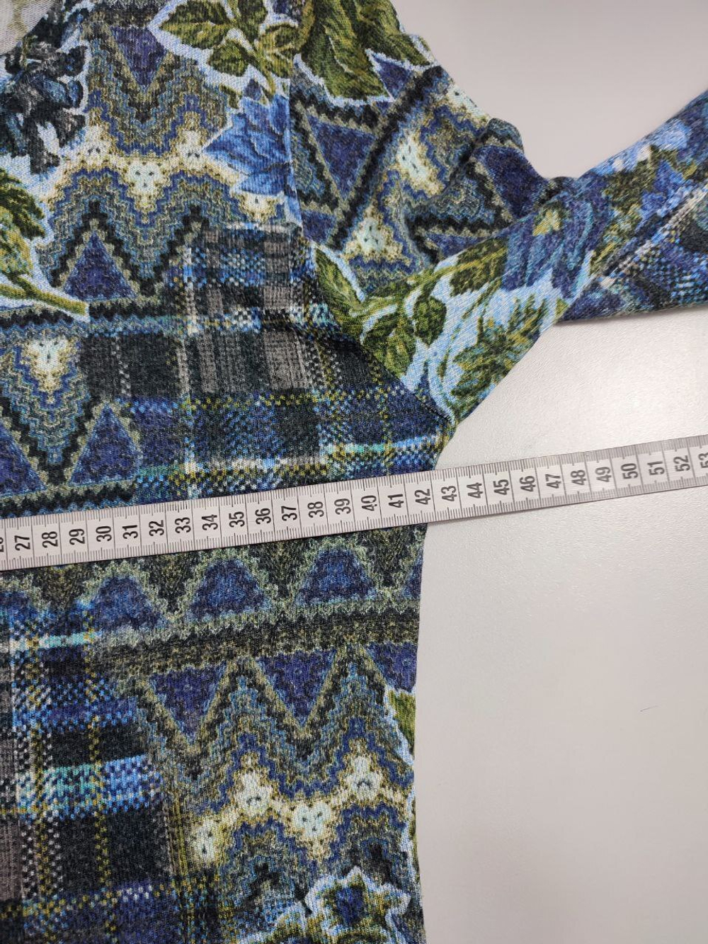 Джемпер из вискозы 48 размер