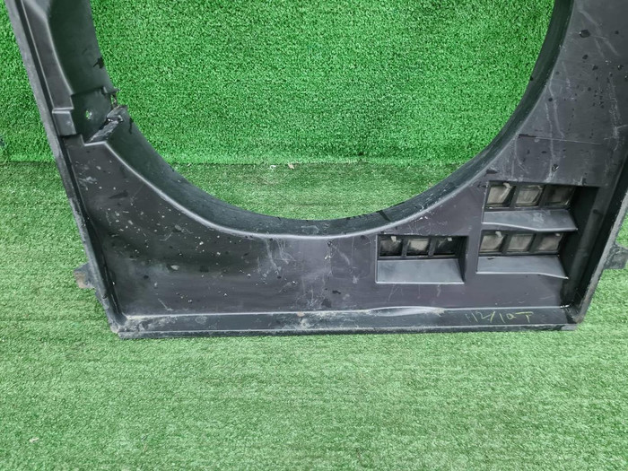 Диффузор вентилятора Toyota LC Prado 150 (2009-нв)