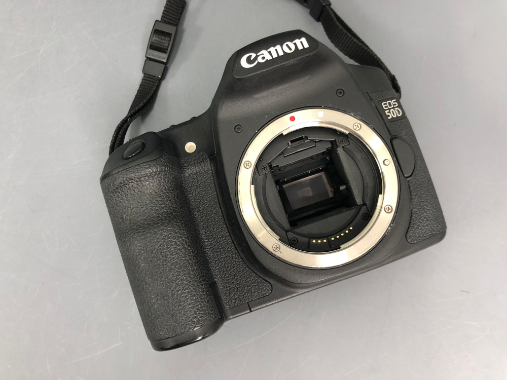 Canon EOS 50D (18.100 кадров)