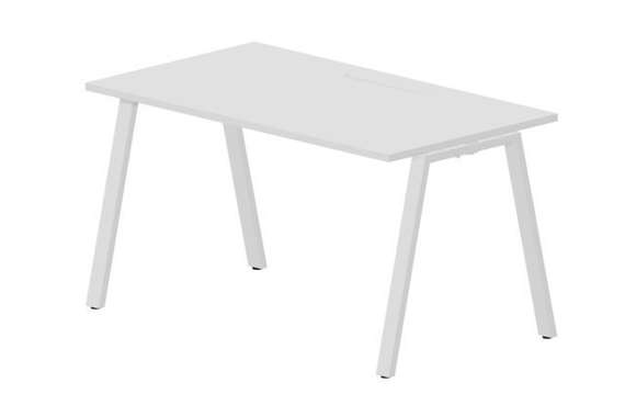 стол Arena 1380х780х750мм (меламиновый аутлет)