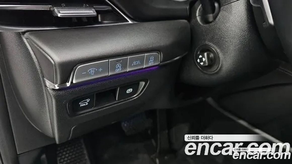 Genesis GV80 2.5T Бензин 2WD (04.2020)