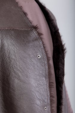 мужской жилет из натуральной овчины