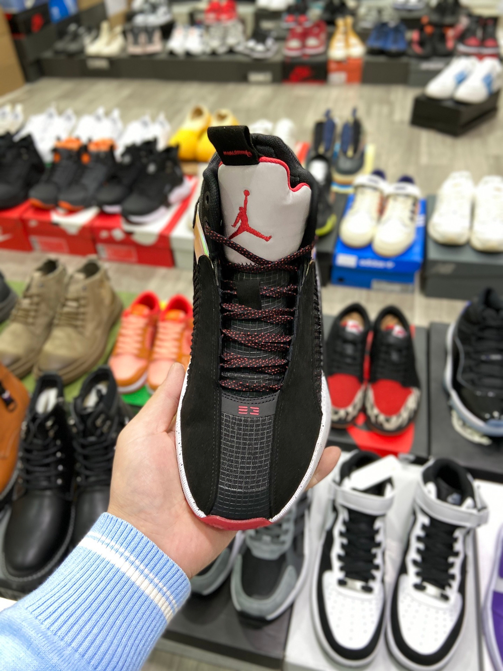 Jordan XXXV "Bred"