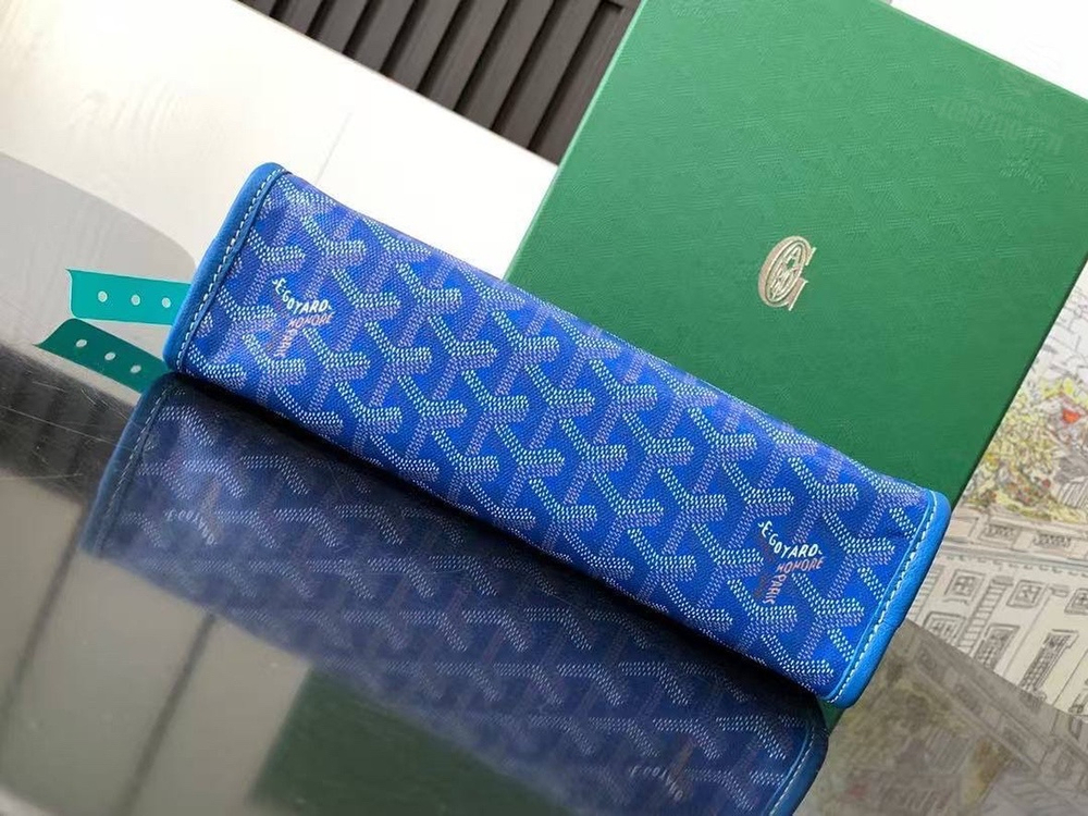Клатч Goyard