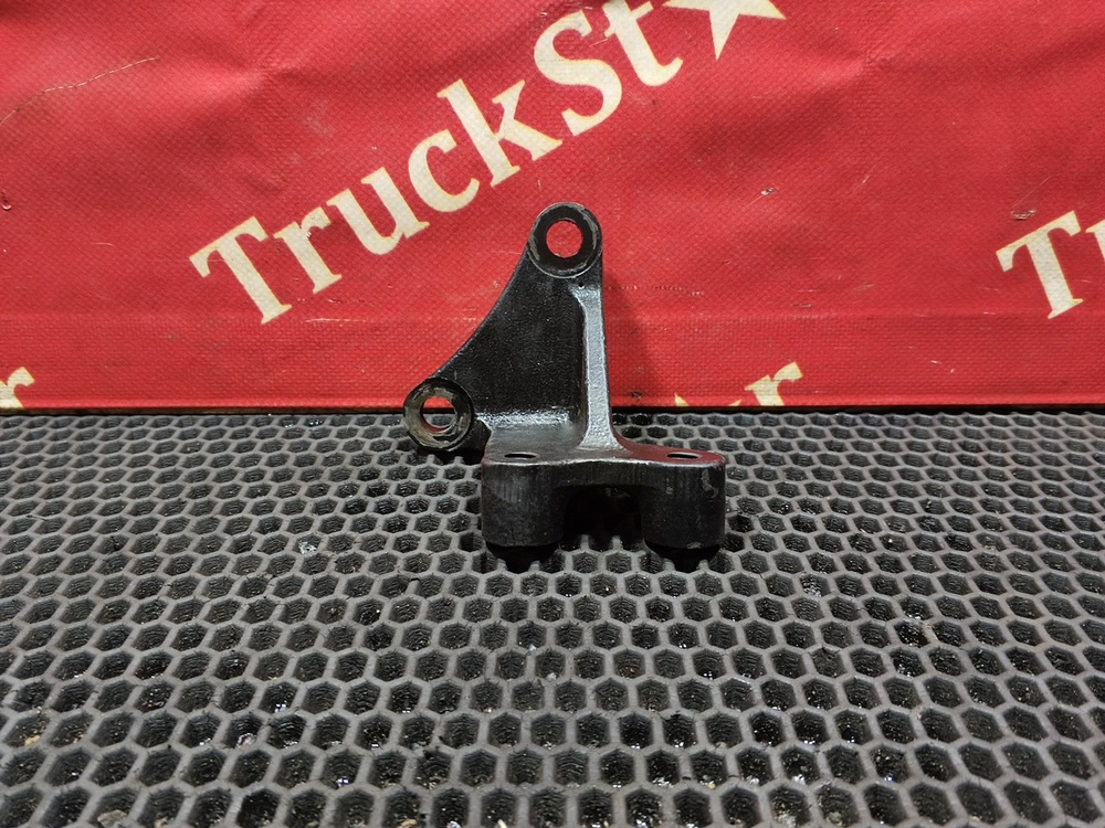 Кронштейн задней подвески кабины 2023г.