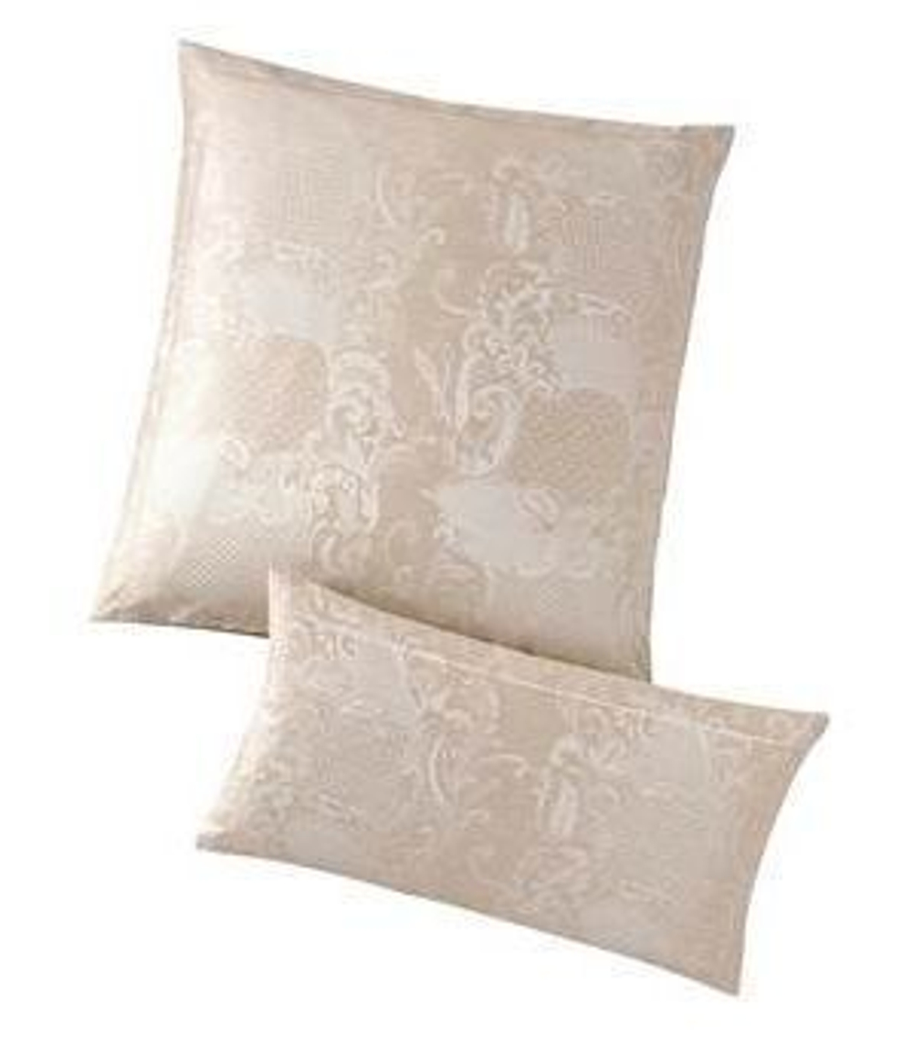 Наволочка 70х70 Elegante Maggiore кремовая вид