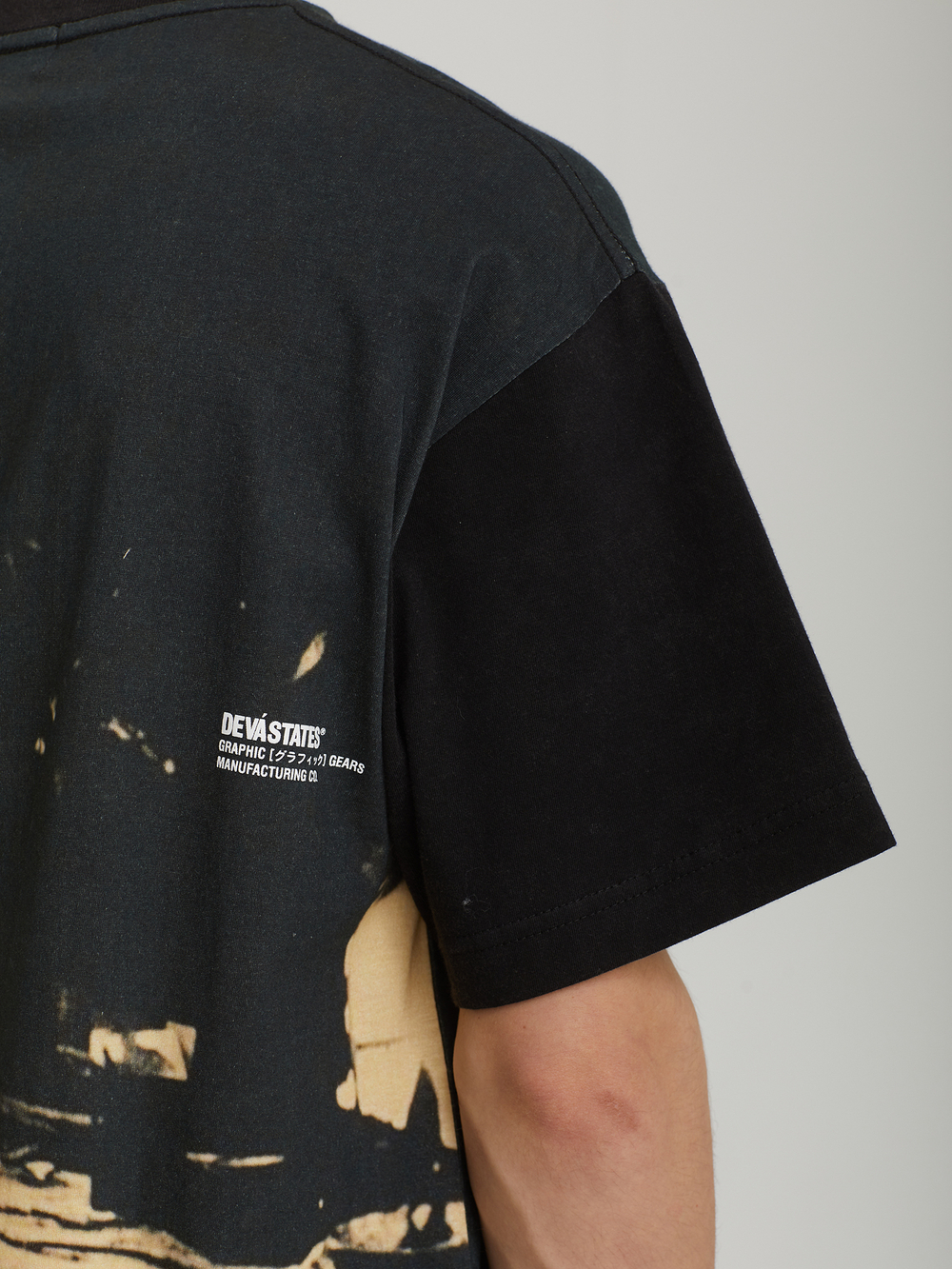 Мужская Футболка Recluse