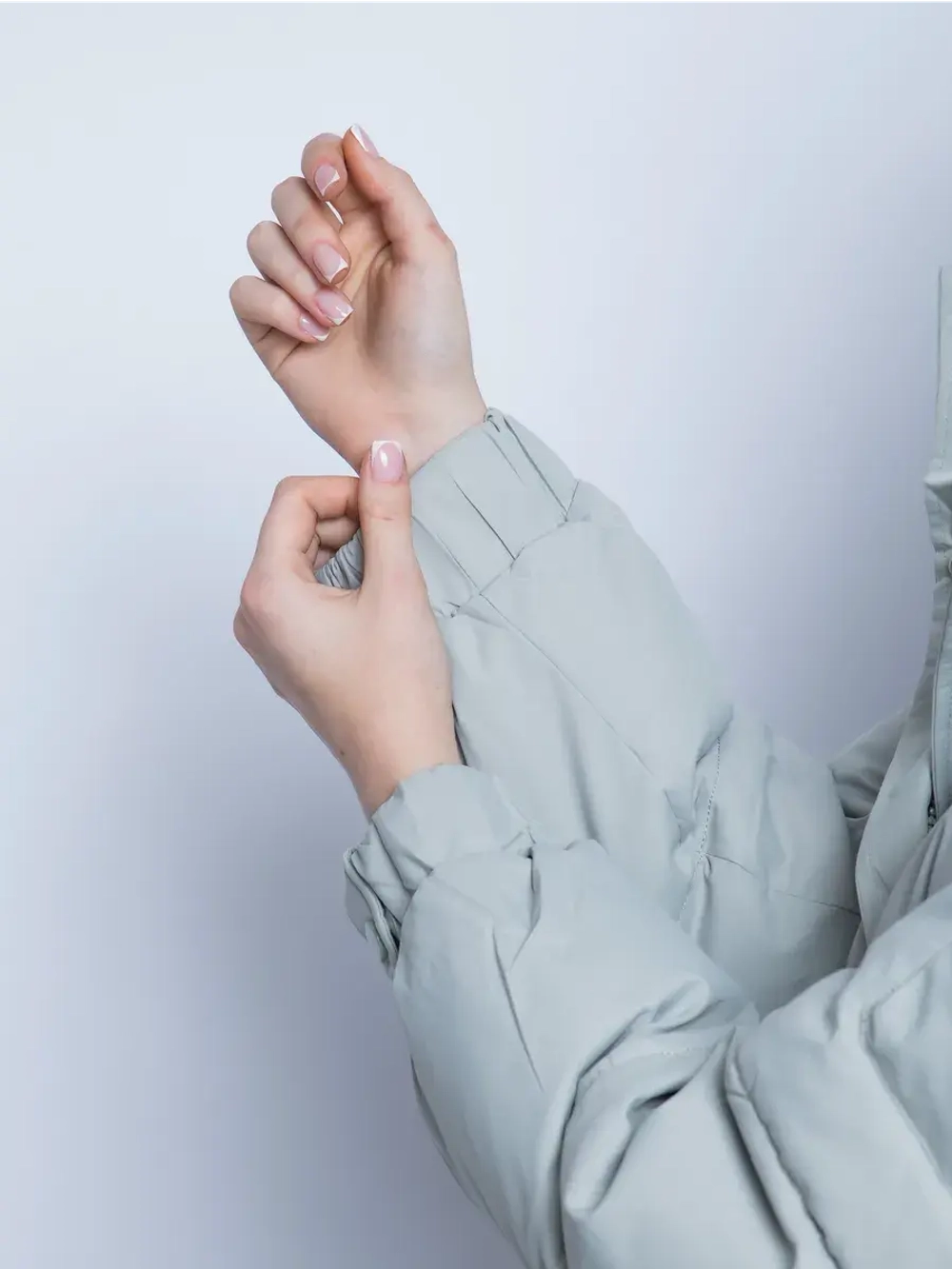 Куртка зимняя удлиненная с капюшоном