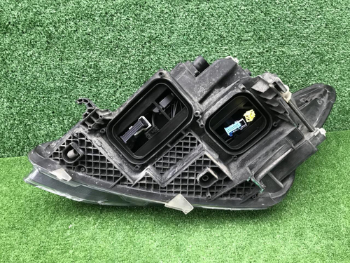 Фара правая Mercedes V W447 (2014-н.в.) LED