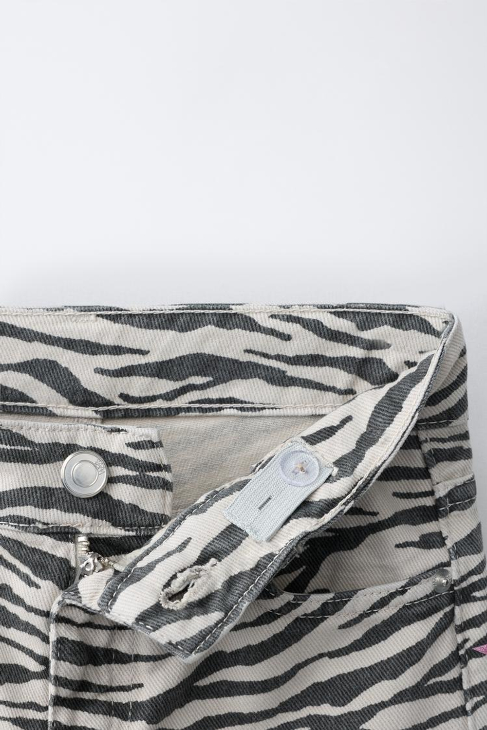 ZARA ДЖИНСЫ WIDE LEG С ПРИНТОМ «ЗЕБРА», СЕРЫЙ МЕЛАНЖ