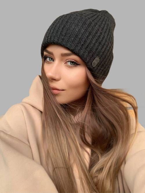 Шапка Ferz Афины