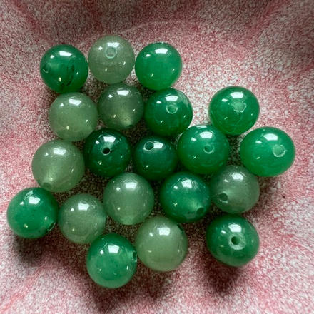 Авантюрин. Камни для изделий на заказ. Цена зависит от вида заказанного изделия