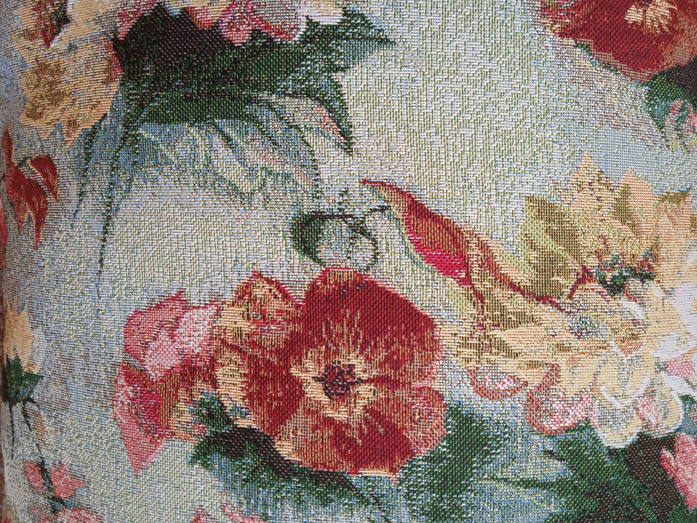 Декоративная гобеленовая наволочка для интерьерной подушки Акварельные пионы 68х47