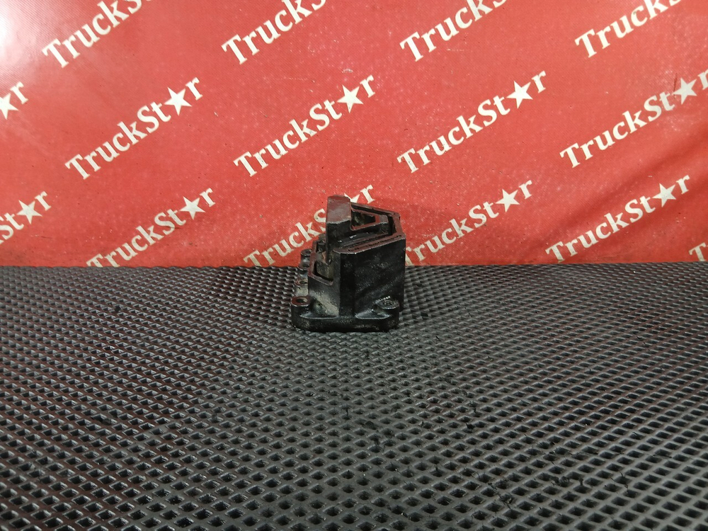 Подушка двигателя передняя 2022г