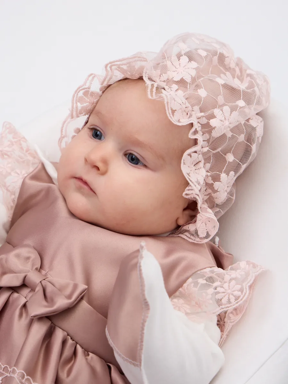 Конверт на выписку новорожденного весна