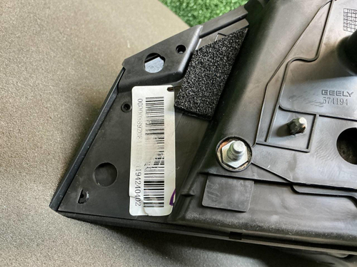 Зеркало правое Geely Coolray (2019-н.в.) 12 конт.