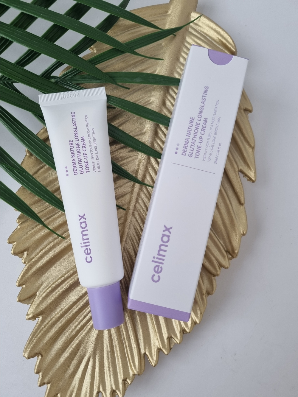 Крем с глутатионом против пигментации Celimax Derma Nature Glutathione Longlasting Tone-Up Cream