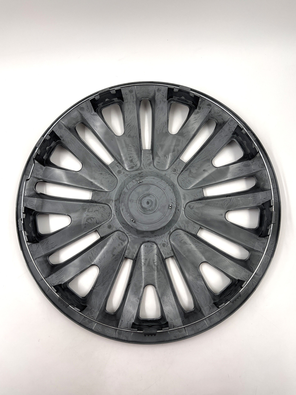 Колпаки на колеса гибкие черные с эмблемой R16 4 шт